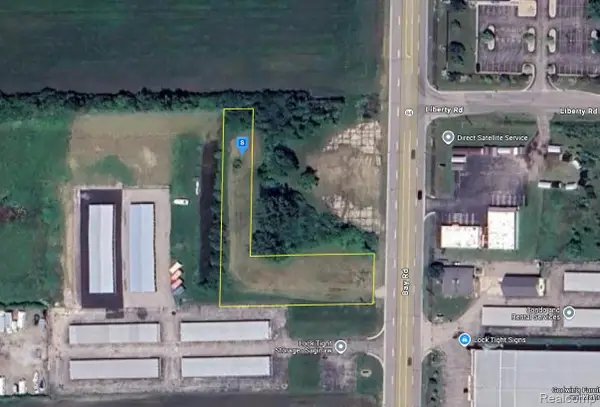 6445 Bay Road, Saginaw, MI 48604