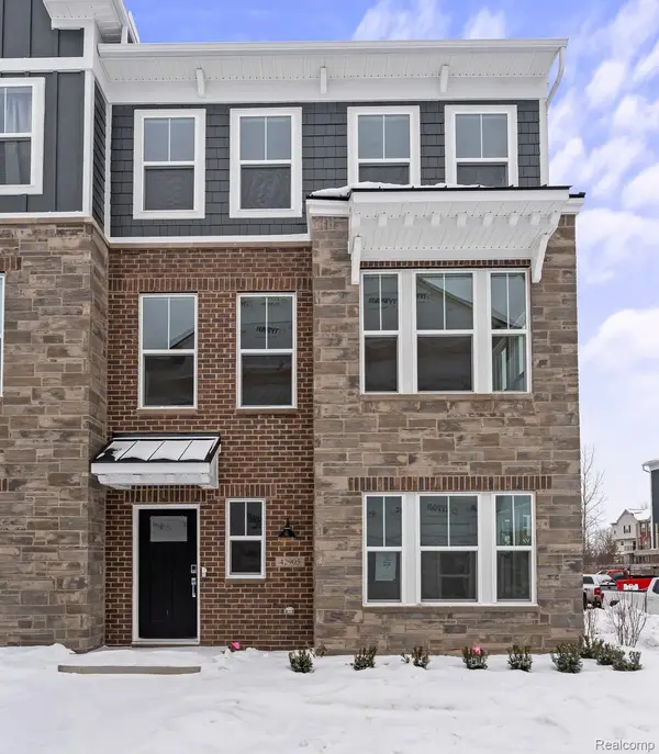 42905 Atwood Avenue, Novi, MI 48375