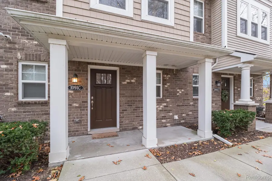 1091 N Sherman Drive #C, Royal Oak, MI 48067 - Image #2