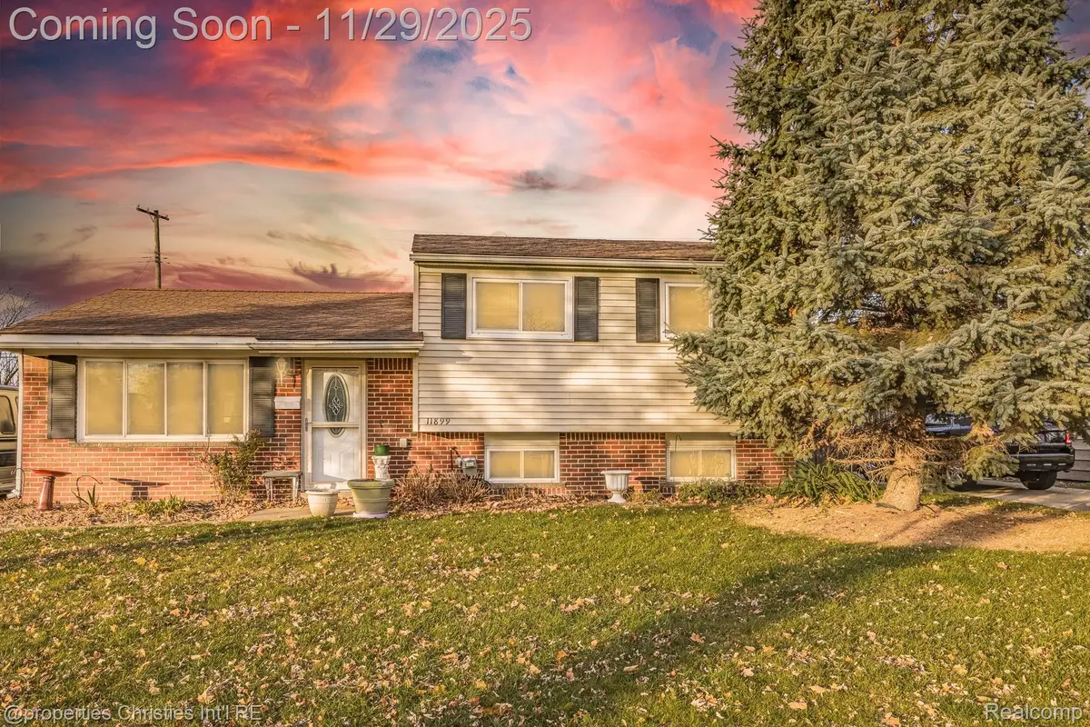 11899 Wheaton Drive, Sterling Heights, MI 48313 - Image #1