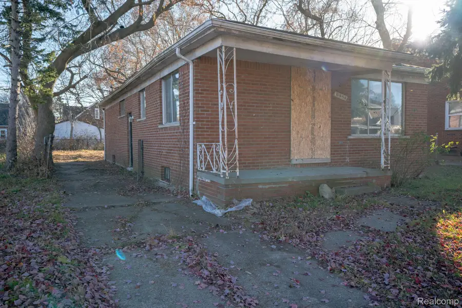 11454 Sanford Street, Detroit, MI 48205 - Image #2