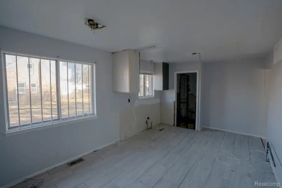 11454 Sanford Street, Detroit, MI 48205 - Image #3