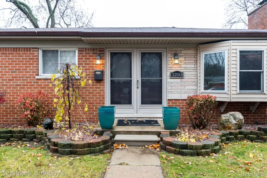 32501 Eiffel Avenue, Warren, MI 48088 - Image #3