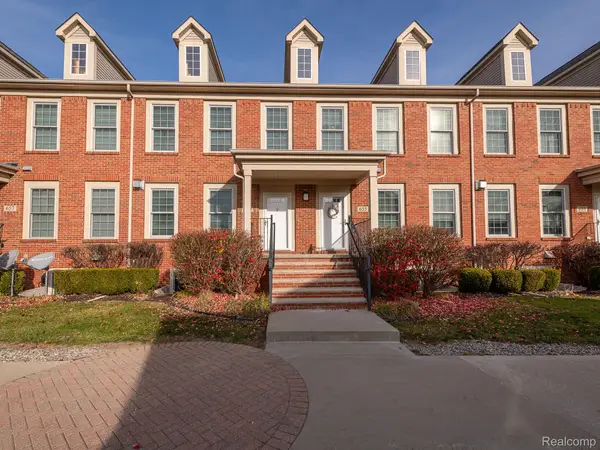 655 Vinewood Street, Wyandotte, MI 48192