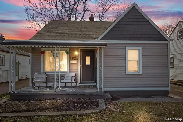 4924 Jackson Street, DearbornHeights, MI 48125