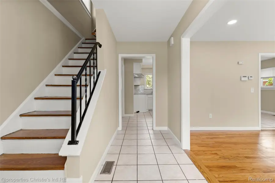 15918 Mount Vernon Street, Southfield, MI 48075 - Image #2