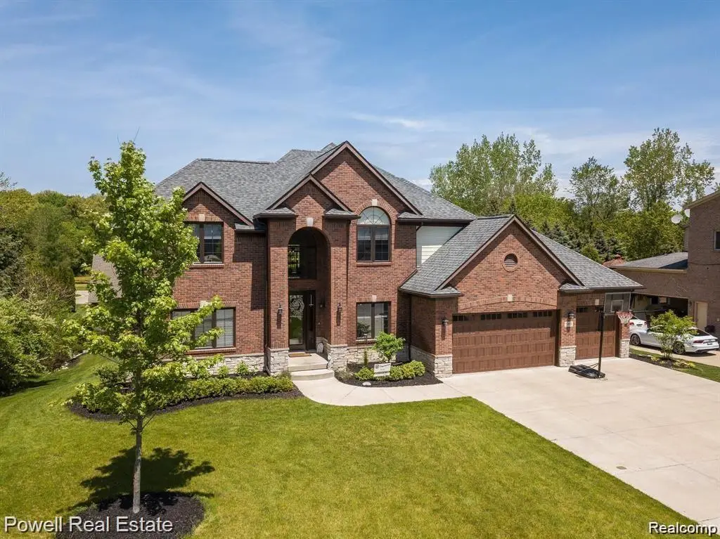 1968 Maplewood Avenue, Bloomfield, MI 48302 - Image #1