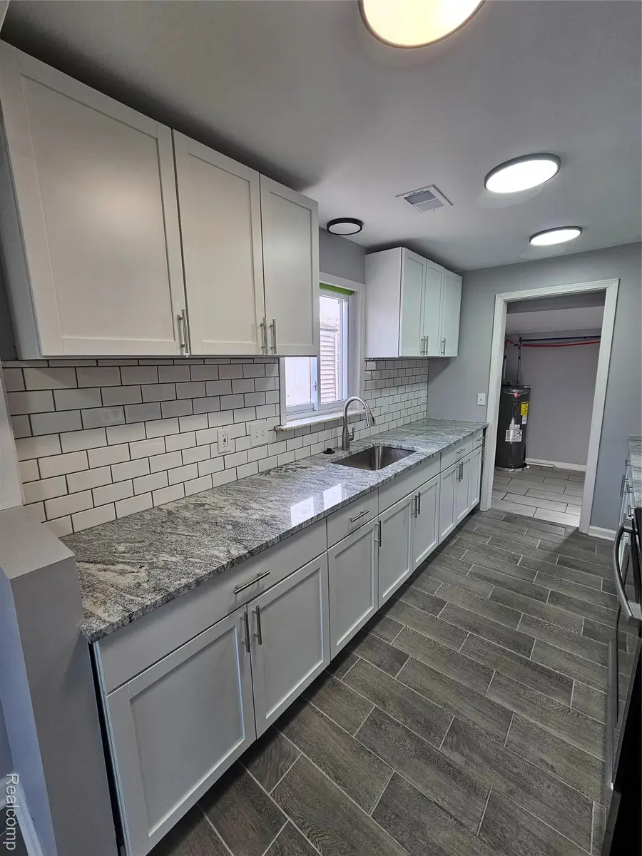 13870 Ida Avenue, Warren, MI 48089 - Image #3