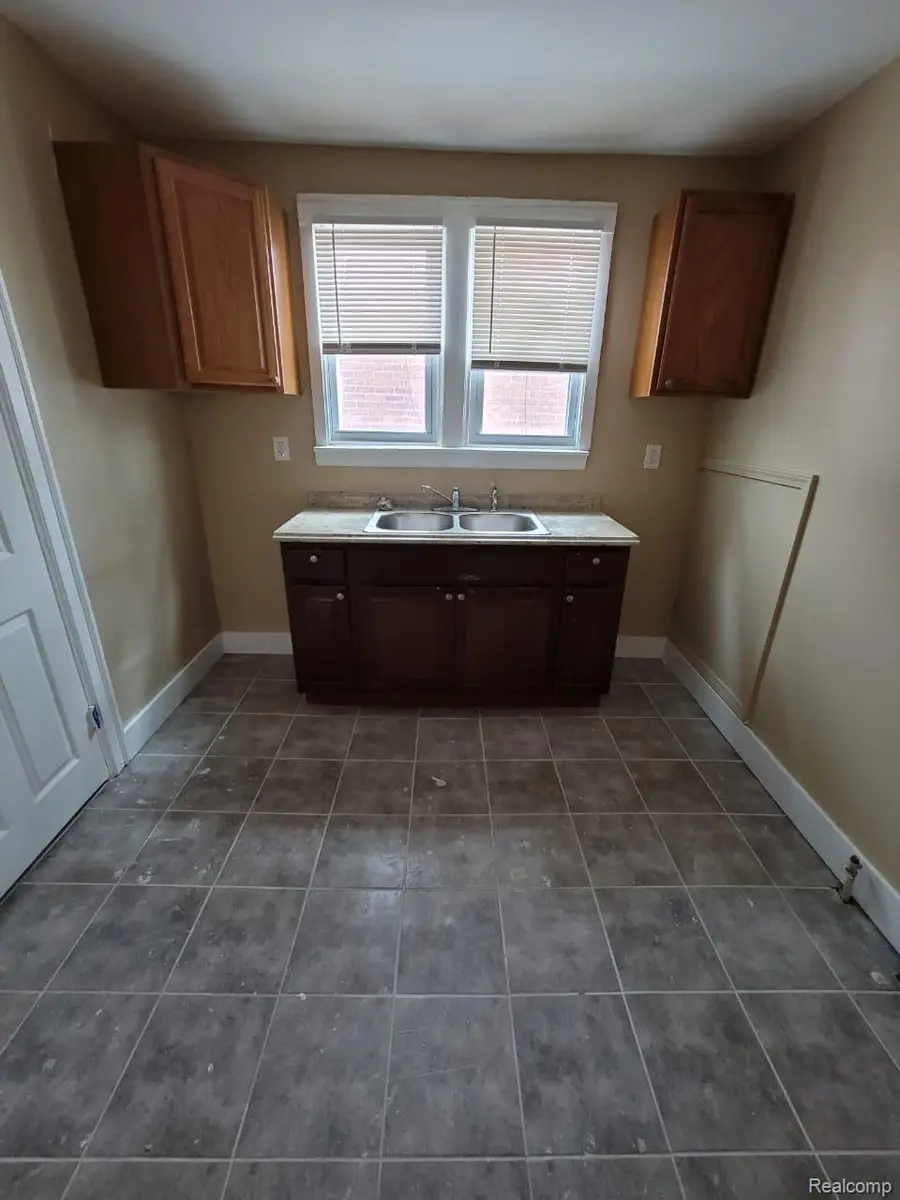 15835 Cruse Street, Detroit, MI 48227 - Image #3