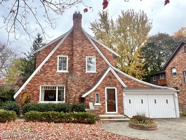 815 W Oakridge Street, Ferndale, MI 48220