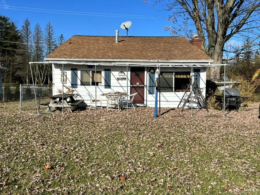 7357 Crest Road, Lexington, MI 48450 - Image #2