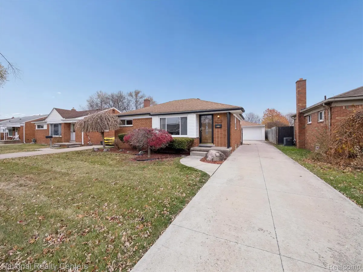 6554 Cardwell Street, Garden City, MI 48135 - Image #1