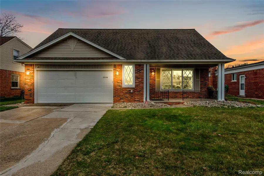 12136 Brougham Drive, Sterling Heights, MI 48312 - Image #3