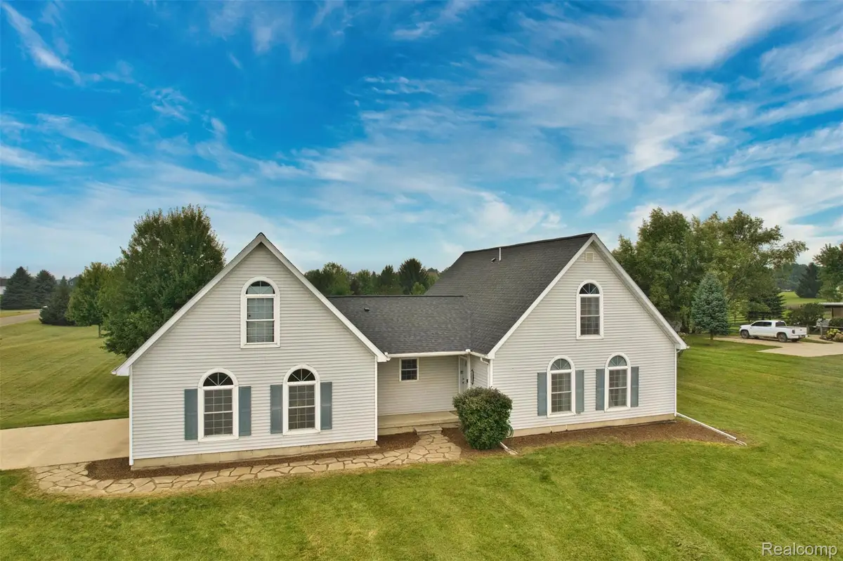 1014 Deer Valley Lane, Manchester, MI 48158 - Image #1