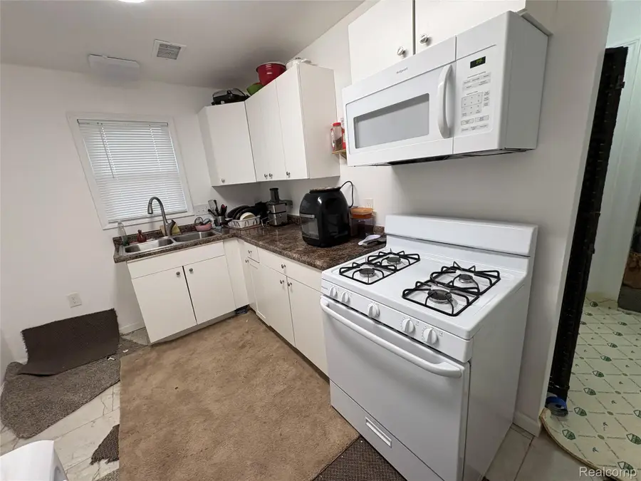 7315 Hollywood Street, Romulus, MI 48174 - Image #3