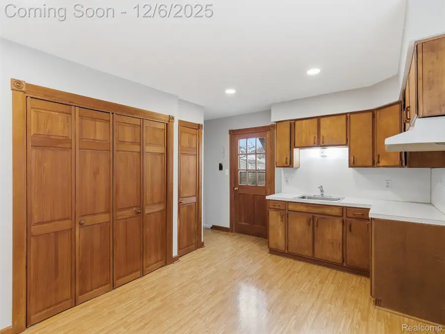 1811 E Marshall Street, Ferndale, MI 48220 - Image #3