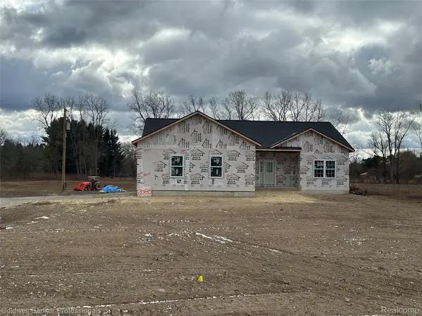 2080 Bowers Road, Lapeer, MI 48446