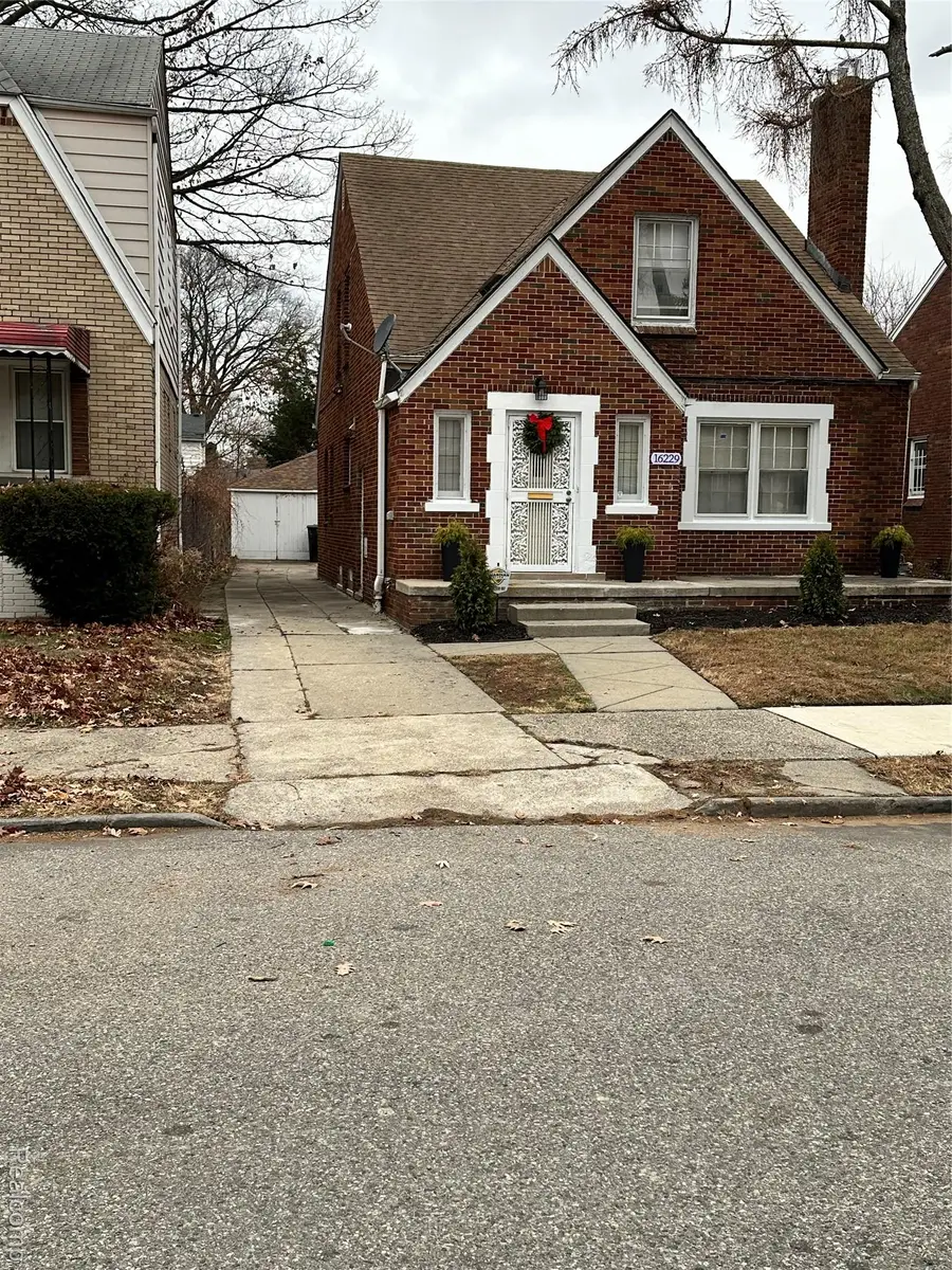 16229 Stansbury Street, Detroit, MI 48235 - Image #2