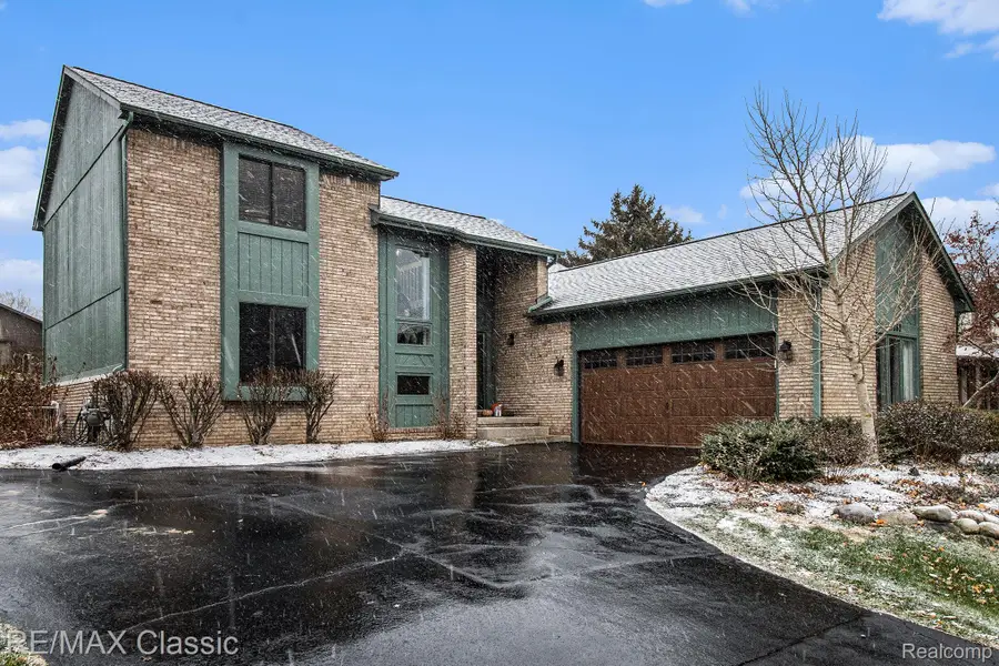 8789 El Dorado Drive, White Lake, MI 48386 - Image #2