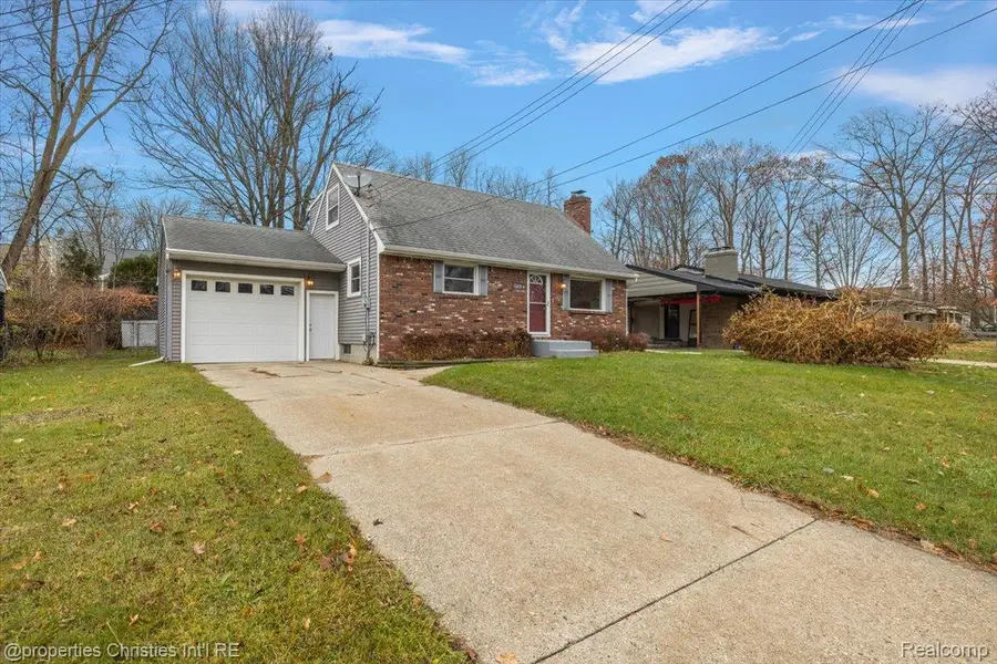 3416 Cooley Drive, Lansing, MI 48911 - Image #2