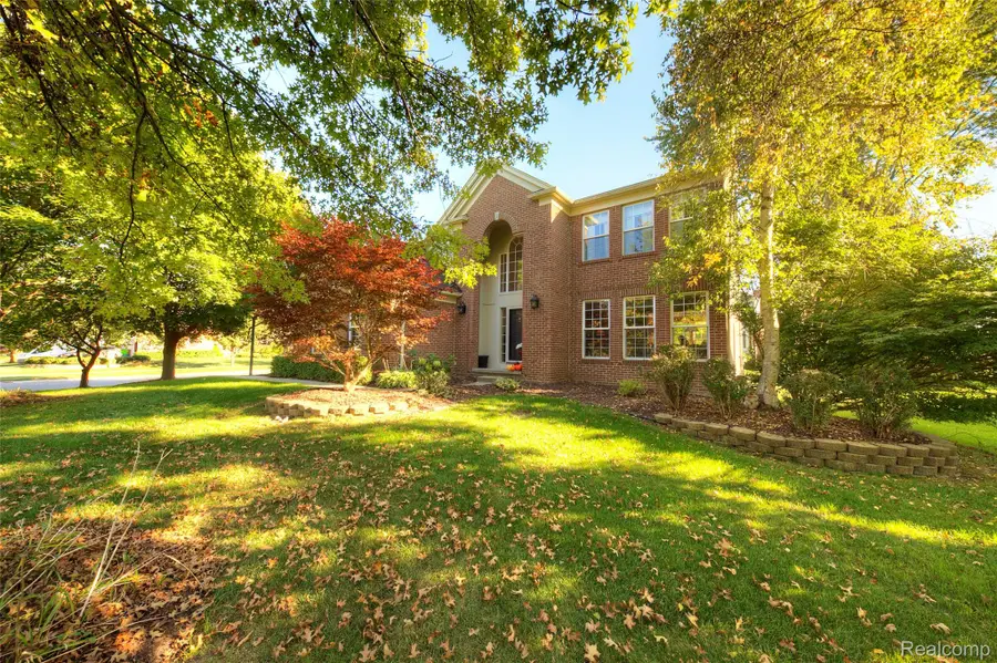 702 Westhills Drive, South Lyon, MI 48178 - Image #3