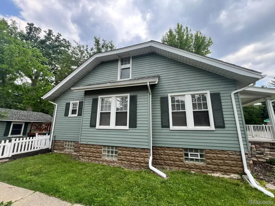 1402 Catalpa Drive, Royal Oak, MI 48067 - Image #3