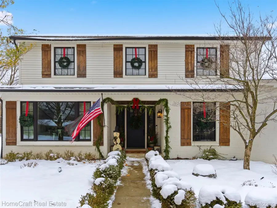 11829 N Canton Center Road, Plymouth, MI 48170 - Image #3