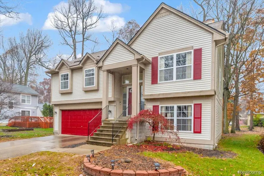 845 Canter Lane, Auburn Hills, MI 48326 - Image #3