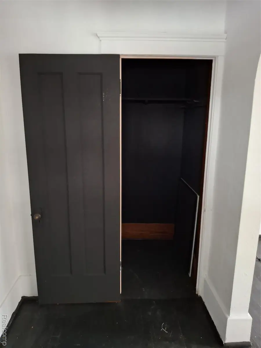 253 Grove Street, Highland Park, MI 48203 - Image #2