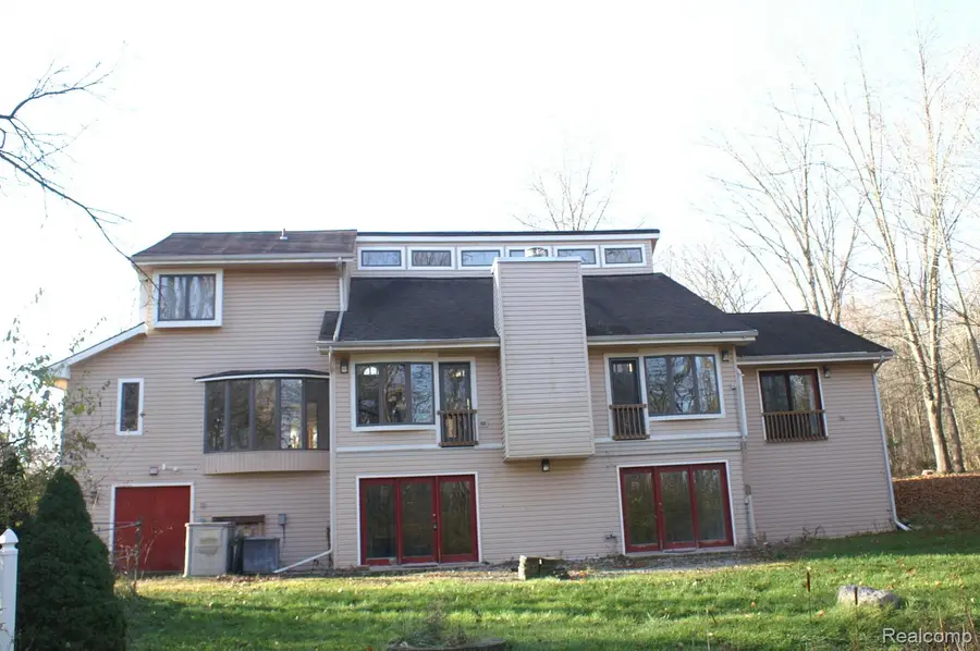 50801 Warren Road, Canton, MI 48187 - Image #2