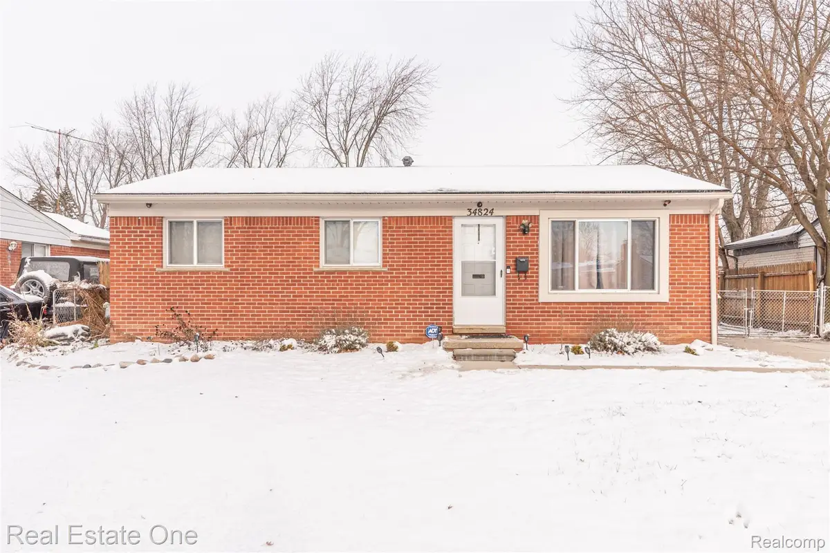 34824 Lynn Drive, Romulus, MI 48174 - Image #1