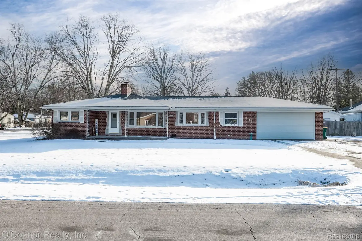 3178 Oakwood Drive, Port Huron Charter Township, MI 48060 - Image #1