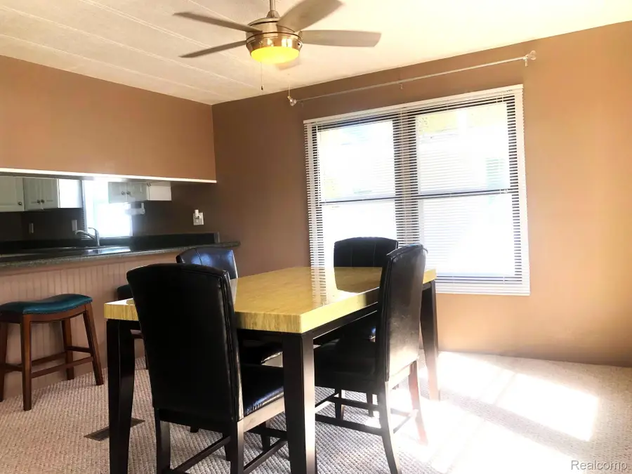 622 Cypress Court, Jonesville, MI 49250 - Image #3