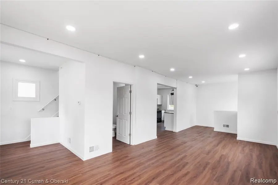 19976 Conant St, Detroit, MI 48234 - Image #2