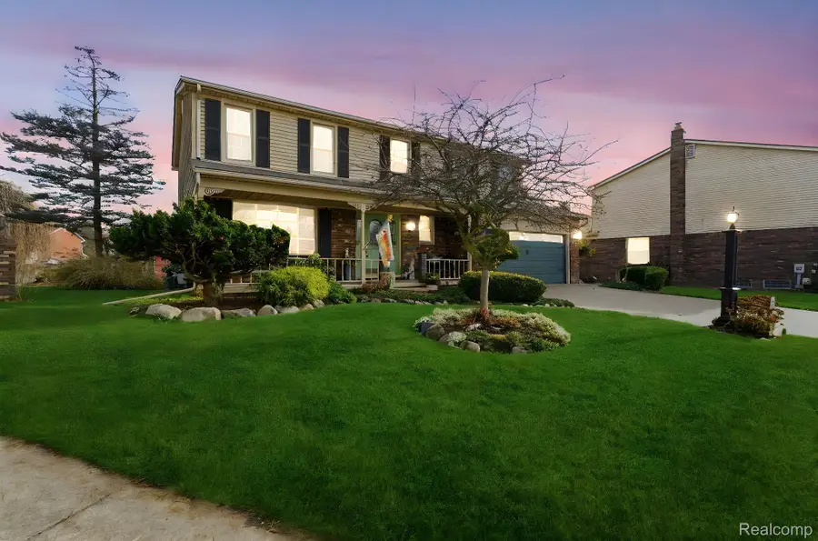 44388 Thunder Bay Drive, Clinton Charter Township, MI 48038 - Image #2