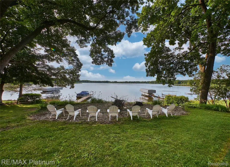4358 Skusa Drive, Brighton, MI 48116 - Image #2