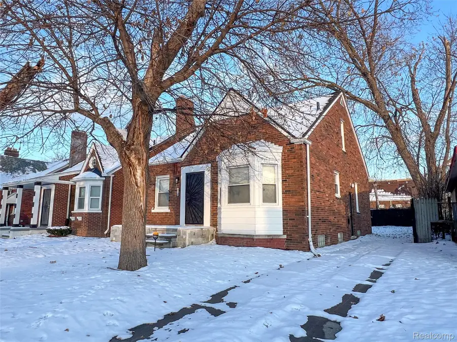 19134 Montrose Street, Detroit, MI 48235 - Image #2