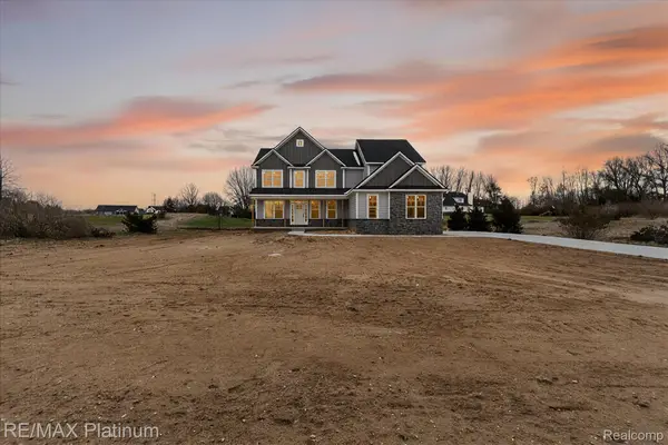 3321 Outback Trail, Pinckney, MI 48169