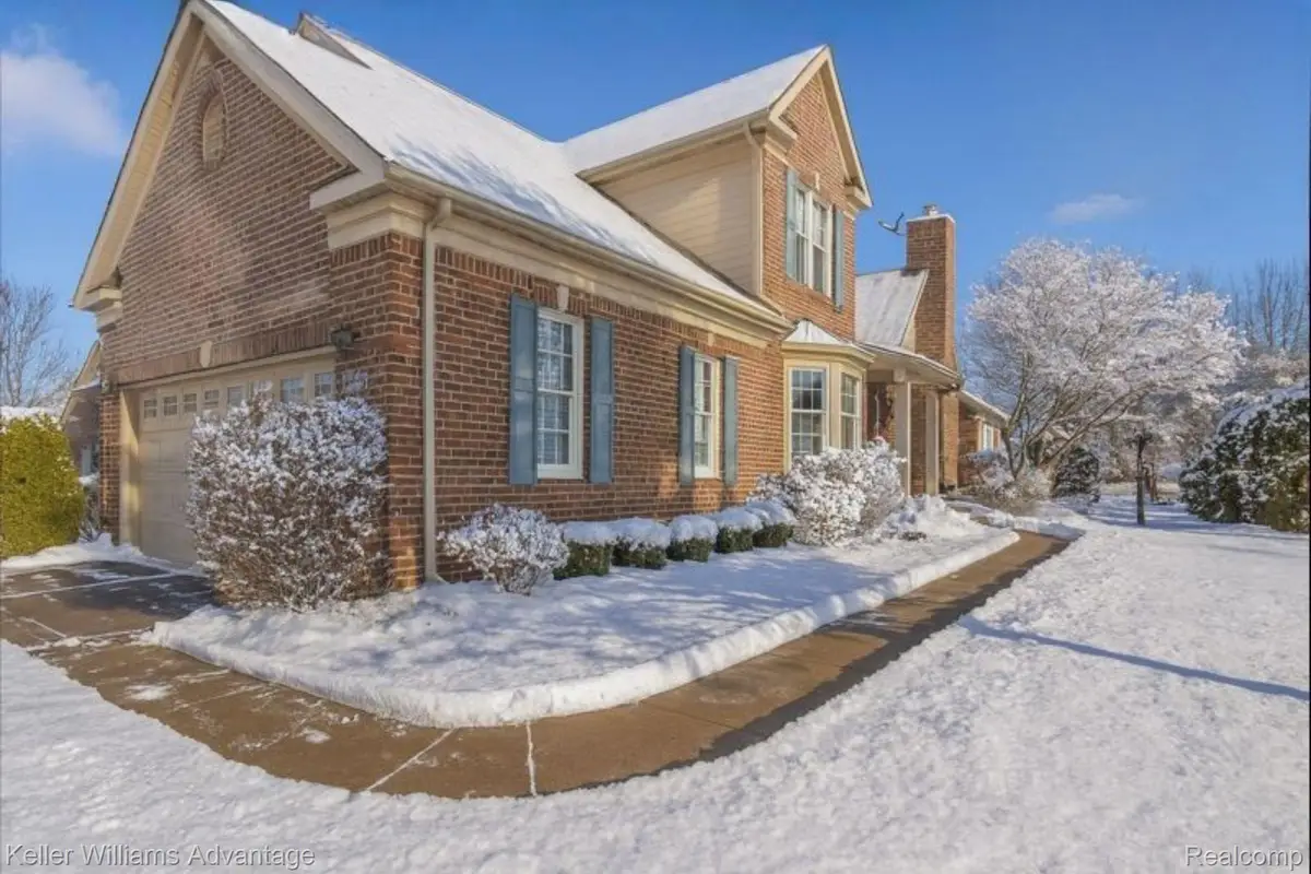 44604 Broadmoor Circle N, Northville, MI 48168 - Image #1