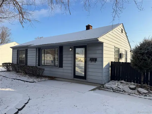 25118 Rosenbusch Boulevard, Warren, MI 48089