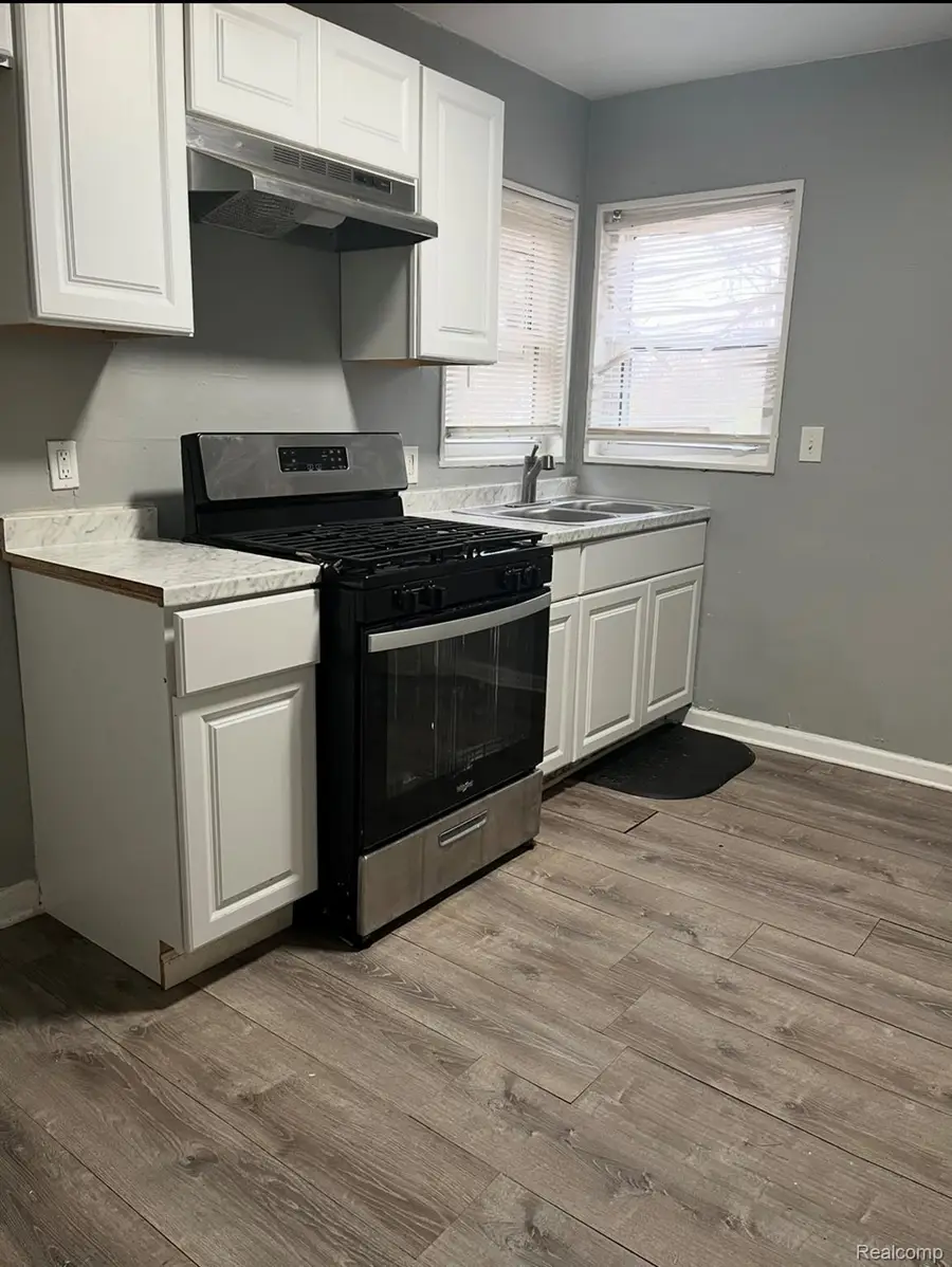 9220 Rutherford Street, Detroit, MI 48228 - Image #2