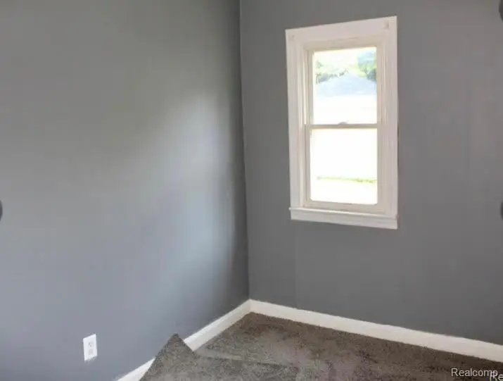 7028 Yacht Avenue, Warren, MI 48091 - Image #2