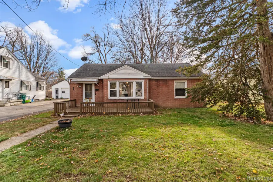 821 Ryan Street, Owosso, MI 48867 - Image #2