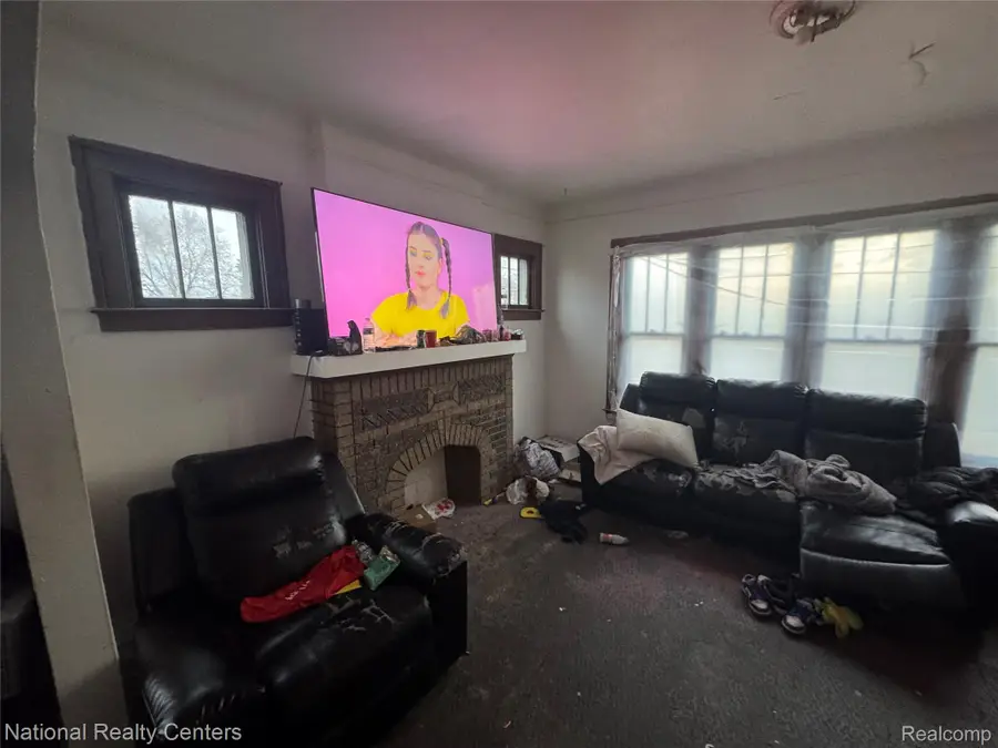 11881 Saint Patrick Street, Detroit, MI 48205 - Image #3