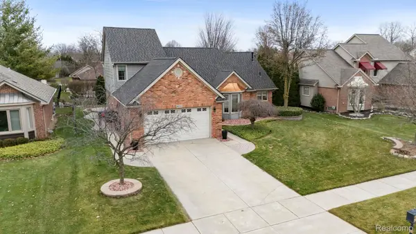 40312 Sugar Spring Drive, SterlingHeights, MI 48313