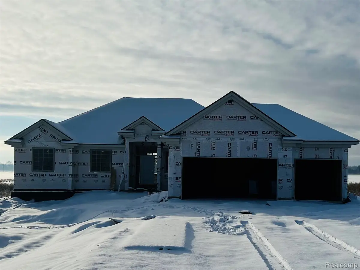 7120 Dryden Road, Almont, MI 48003 - Image #1