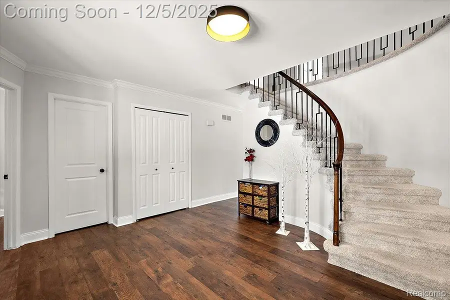 21622 Riverview Drive, Beverly Hills, MI 48025 - Image #3