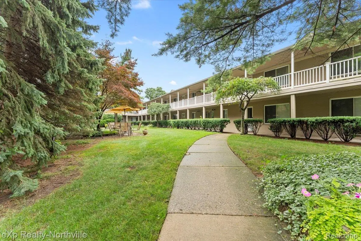 475 S Adams Road, Birmingham, MI 48009 - Image #1