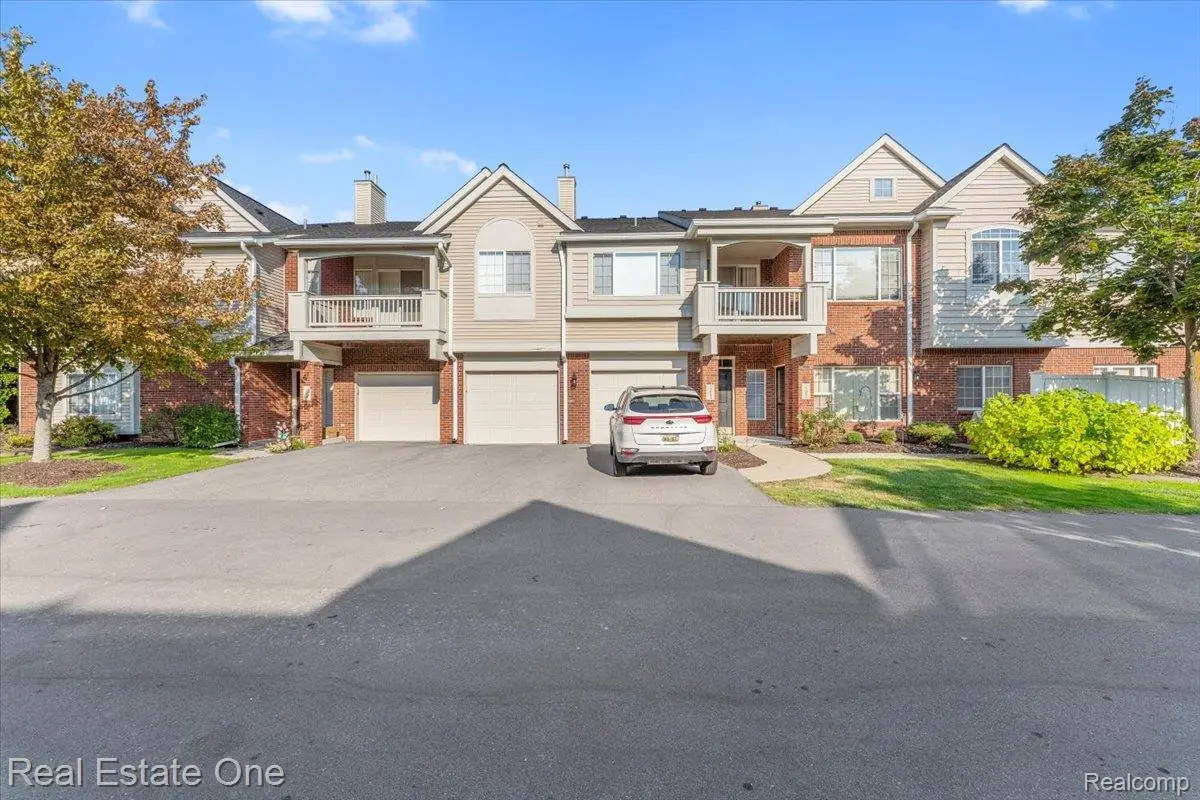 23046 Fairlane Boulevard #7, Trenton, MI 48183 - Image #1