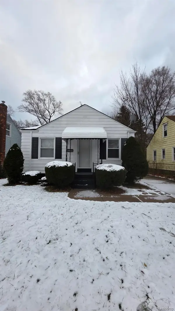 12180 Wayburn Street, Detroit, MI 48224